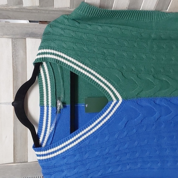 Womens Cable Knit Two Color Sweater Vest | Wild Fable | Small - Picture 7 of 12